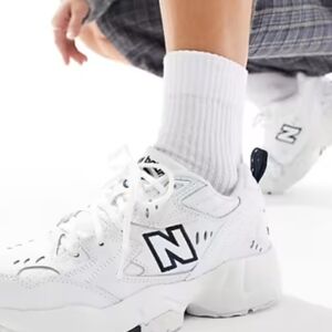New Balance Women's 608 athletic shoe White Blue Size 9 Running Hiking Walking